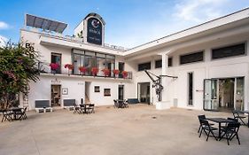Cantina Moros Bed & Breakfast & Bottle